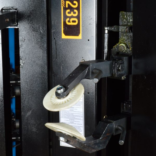 DESMONTADORA SUPER AUTOMATICA PERFIL BAJO ACO 220V/380V MOD.U-239 - Imagen 4