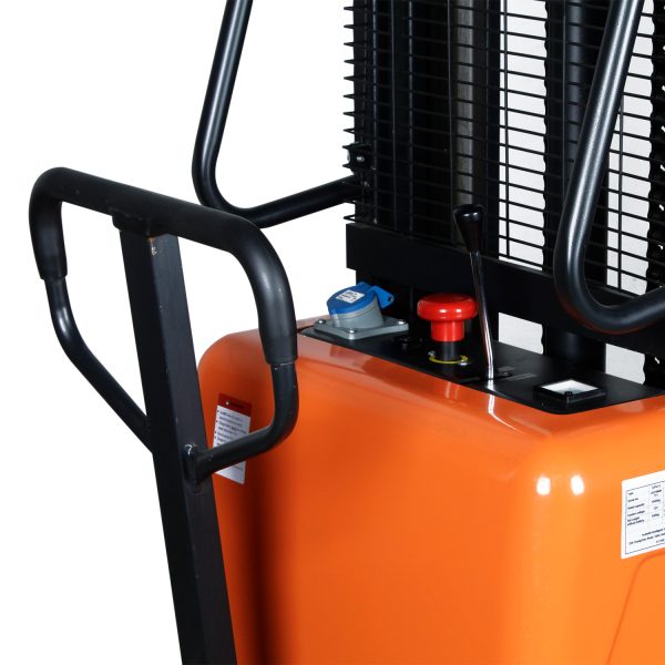 APILADOR SEMI ELECTRICO NOBLELIFT 1500KG 3.5MTS MOD.SPN1535C - Imagen 7