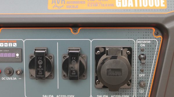 GENERADOR GASOLINA DAEWOO 10.6KVA 220V CON ATS MOD.GDA11000E - Imagen 8