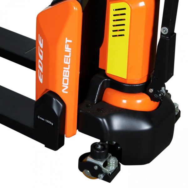 TRANSPALETA ELECTRICA BASE ANGOSTA NOBLELIFT EDGE 1500KG MOD.PTE15N - Imagen 11