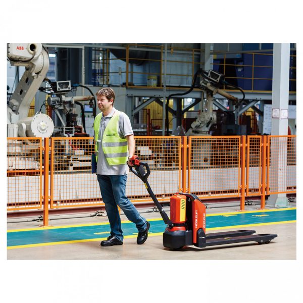 TRANSPALETA ELECTRICA BASE ANGOSTA NOBLELIFT EDGE 1500KG MOD.PTE15N - Imagen 15
